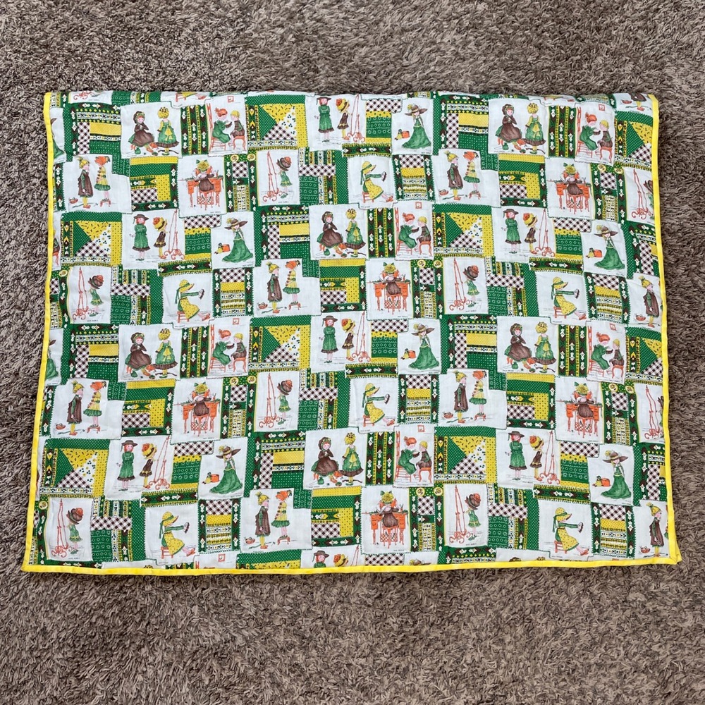 Vintage Holly‎ Hobbie Quilt Blanket Children Kids Play Mat Farmhouse Decor 65x41